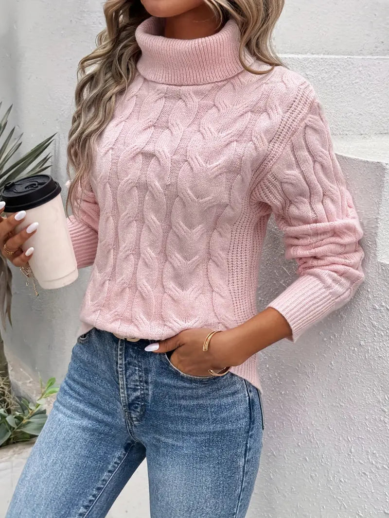 Pull hiver col roulé avec torsades élégantes pour un look chic