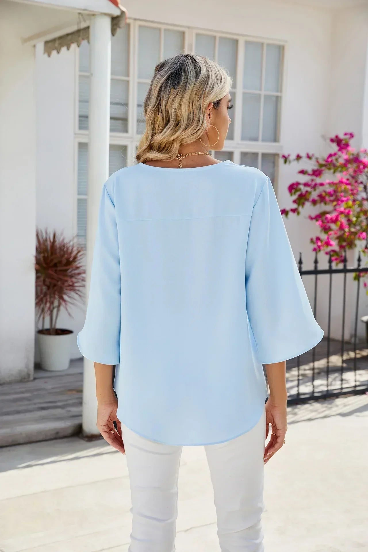 Blouse féminine à la coupe décontractée pour un style effortless