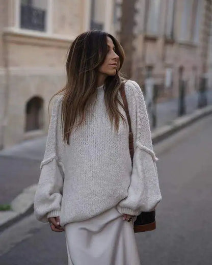Pull ample avec des manches volumineuses tendance et élégant