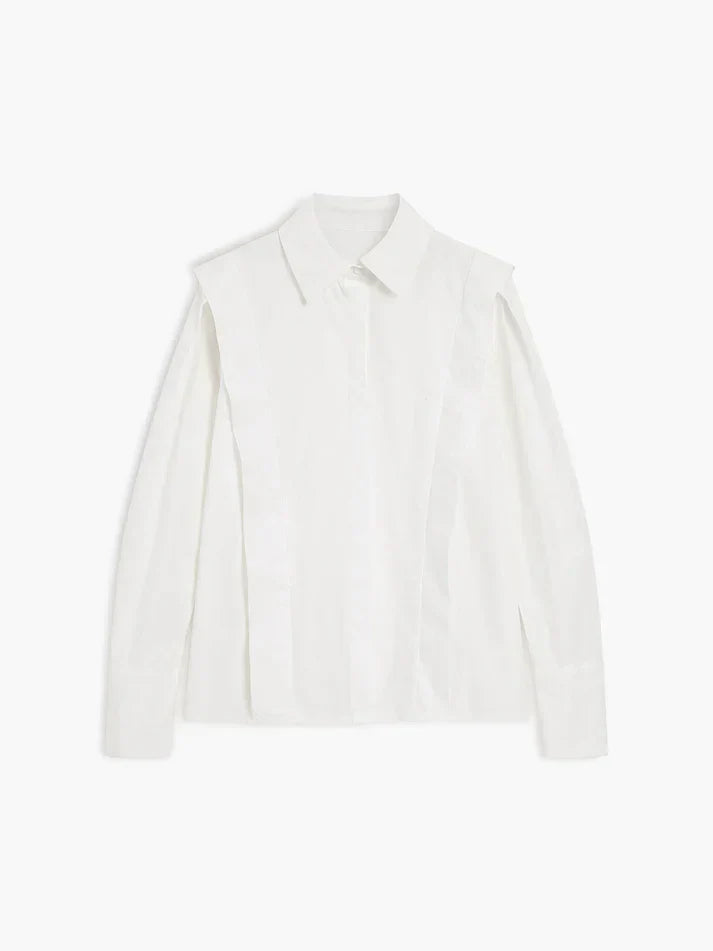 Chemise large au design épuré pour un look professionnel élégant