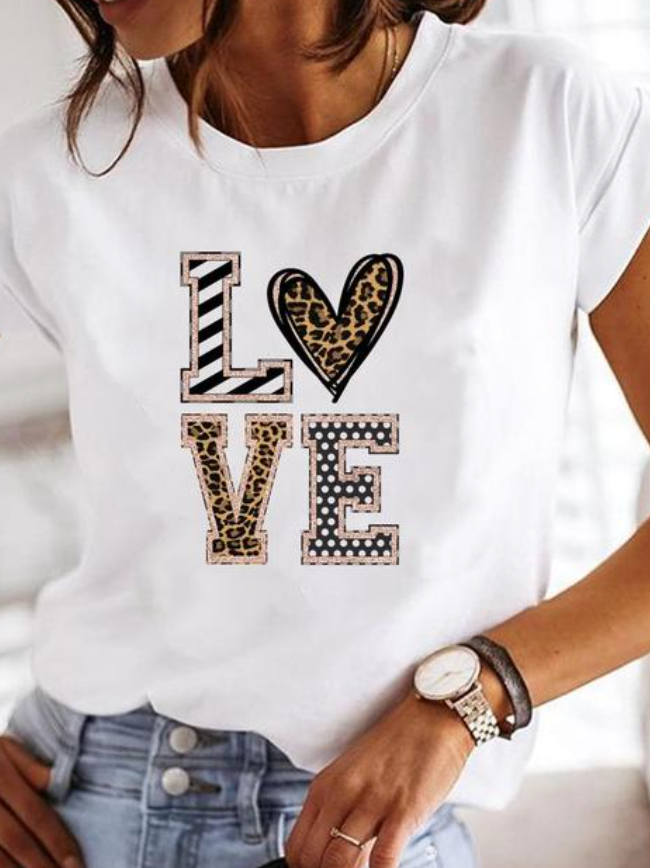 T-shirt d'été féminin léger alliant confort et style chic