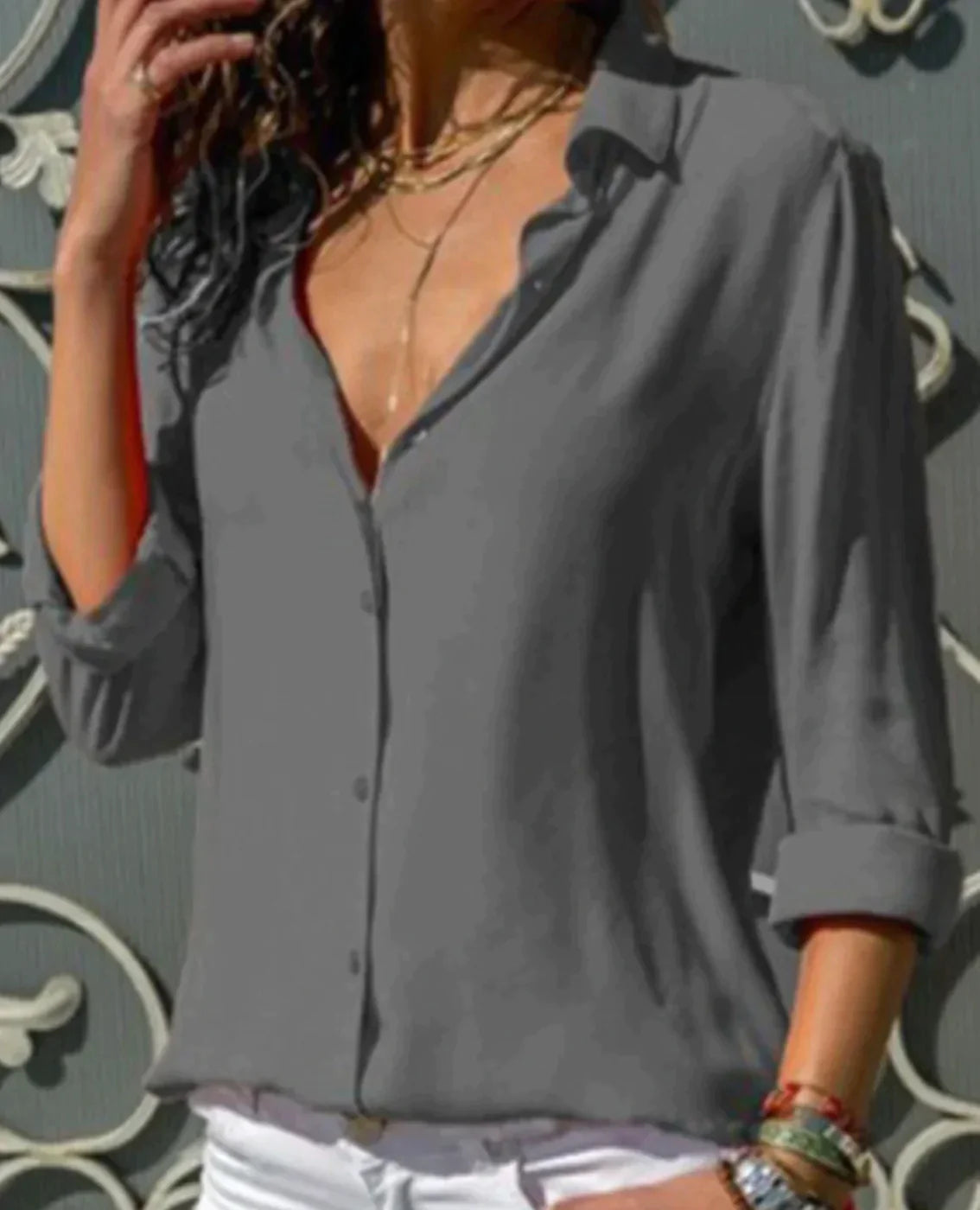 Blouse chic et sophistiquée pour femme idéale pour toutes les occasions