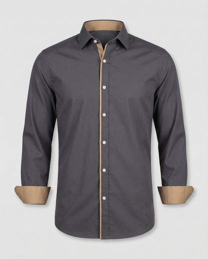 Chemise ajustée à manches longues au style contemporain