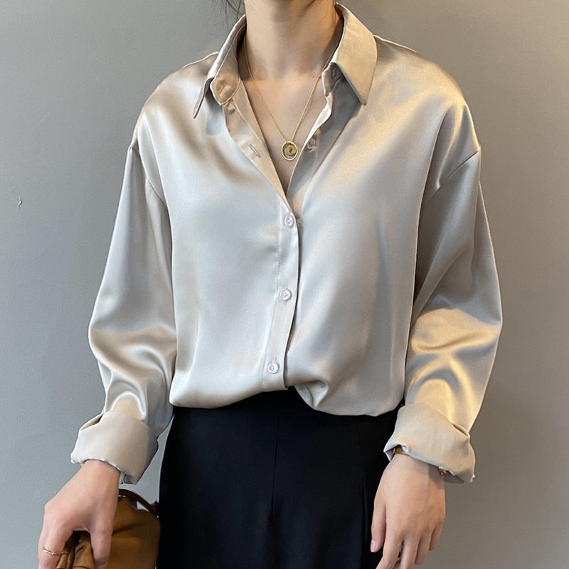 Blouse vintage élégante et chic pour femme au style raffiné