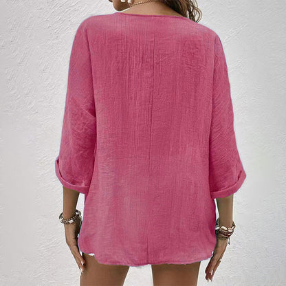 T-shirt chic à col V pour un look tendance et agréable à porter